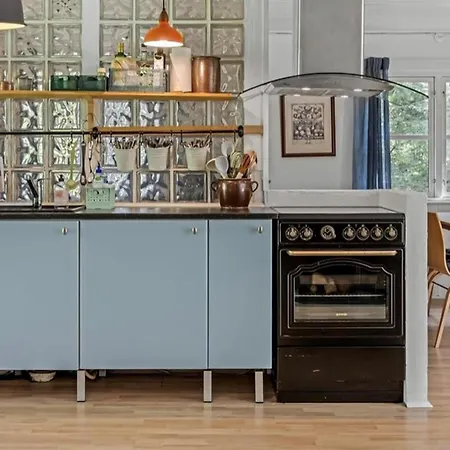 Σπίτι διακοπών 3 Bedroom Amazing In *